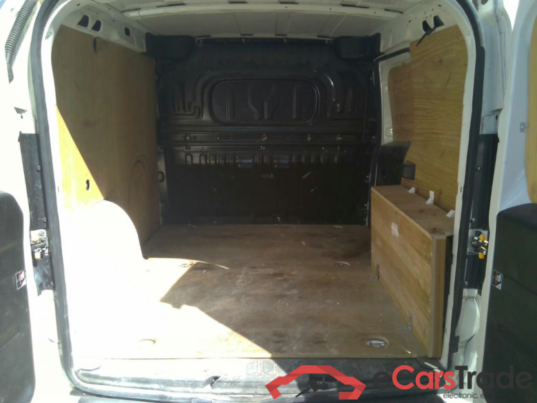 DOBLO CARGO 1.6MJT 105 PRO LOU #5
