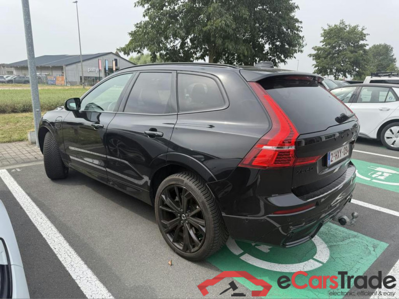 VOLVO XC60 2.0 T8 PHEV AWD Plus Black Edition (335kW) #4