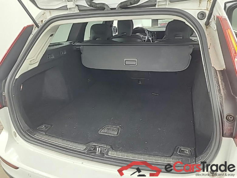 VOLVO V60 B3 Automaat Momentum Advantage 5D 120kW #5