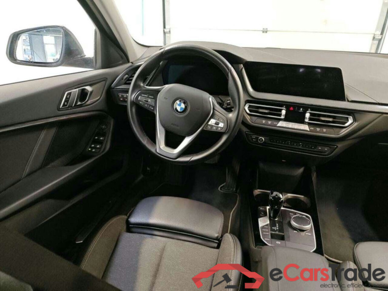 BMW 1-serie 118i Bns Edition #3