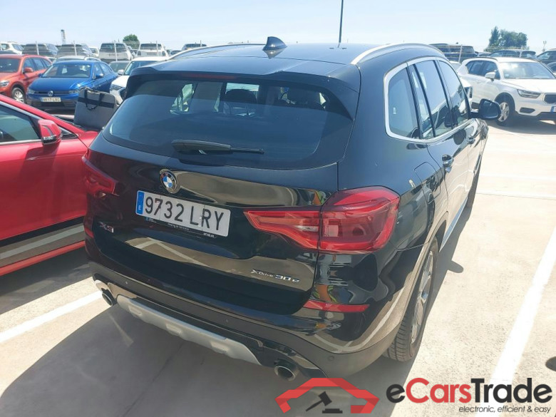BMW X3 / 2017 / 5P / todoterreno xDrive30e #2