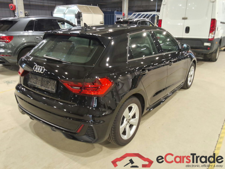 AUDI A1 1.0 25 TFSI S TRONIC S LINE BUSINESS ED. #4