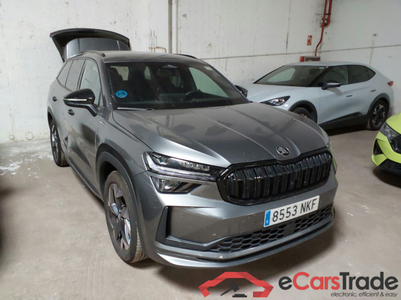 SKODA Kodiaq 1.5 TSI iV 150 kW DSG 6 vel. HÃ­brido Enchufable (5 Sportline(Winterpack) #1