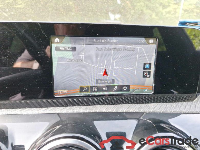 Mercedes CLA 180d SB Aut. Pano Navi KeylessGo Camera Klima PDC ... #4