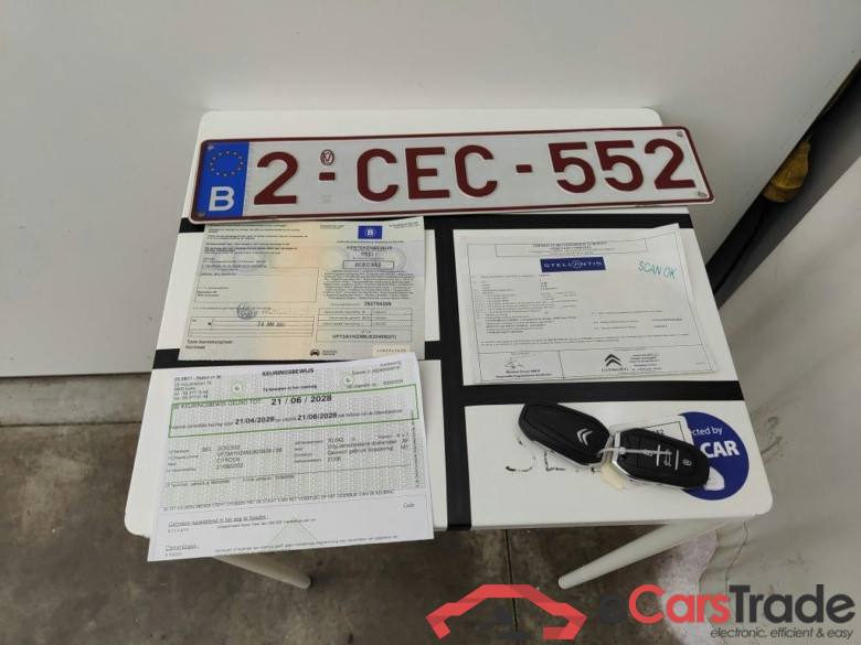 Citroën Grand C4 Spacetourer 1.5 BlueHDi 130 S&S EAT8 Shine 5d #4