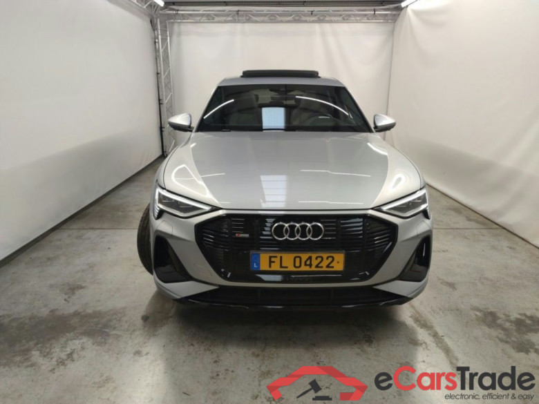 AUDI E-TRON 95 kWh 55 408 Quattro S line 5d #5