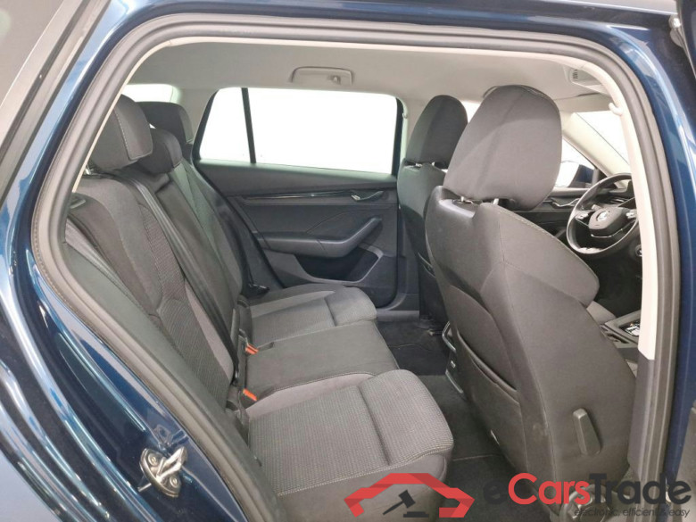 SKODA OCTAVIA COMBI 1.4 TSI PHEV 150KW DSG CLEVER #6
