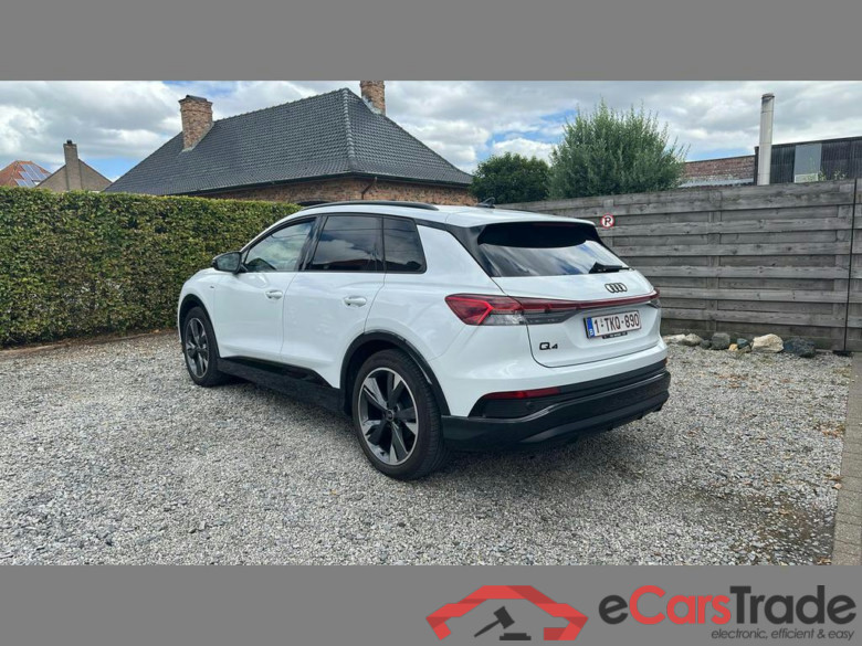 AUDI Q4 e-tron 82 kWh 40 Attraction #2