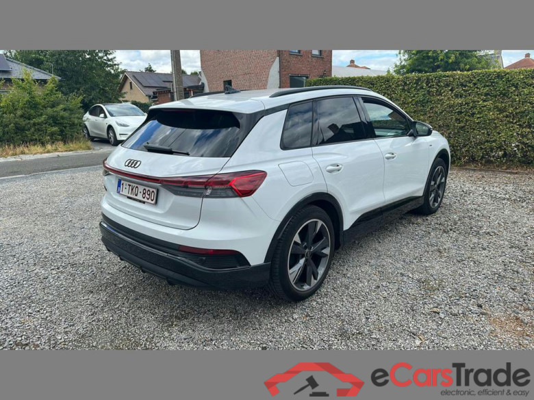 AUDI Q4 e-tron 82 kWh 40 Attraction #3