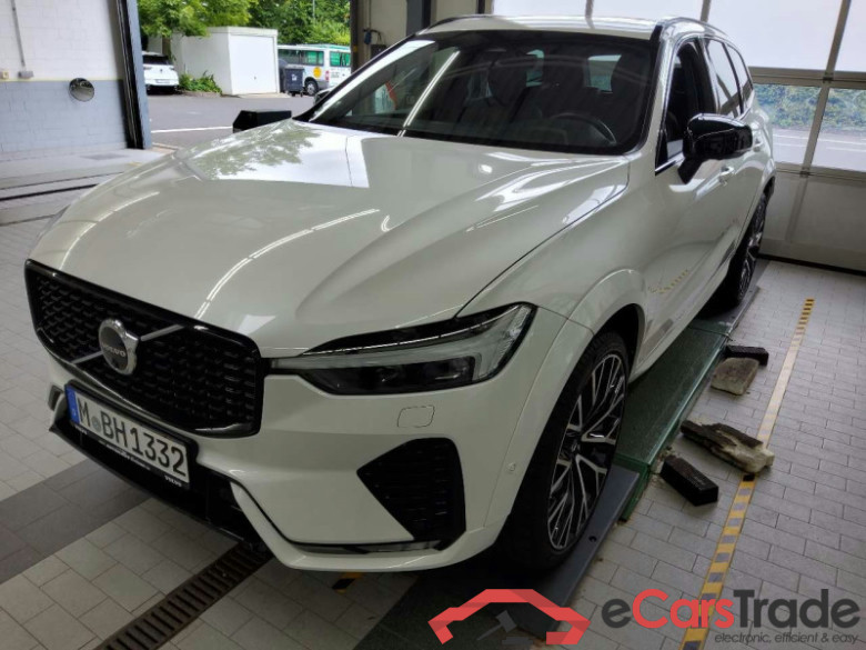 Volvo XC60 (03.2017->) DE - SUV5 B5 (Benzin) 2WD EU6d, R-Design Mild-Hybrid, (Facelift) 2021 - 2022 #1