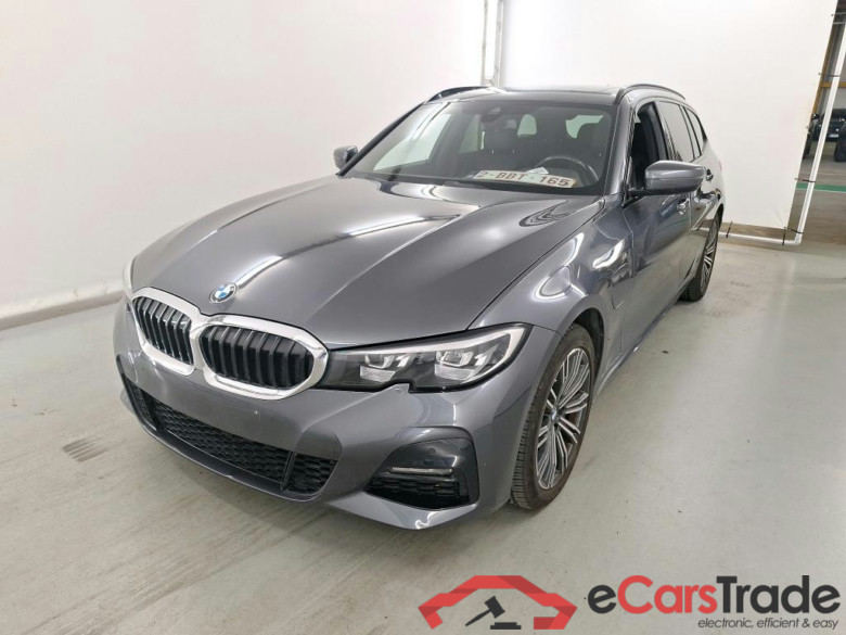 BMW 3 SERIES TOURING 2.0 330E (215KW) XDRIVE TOURING