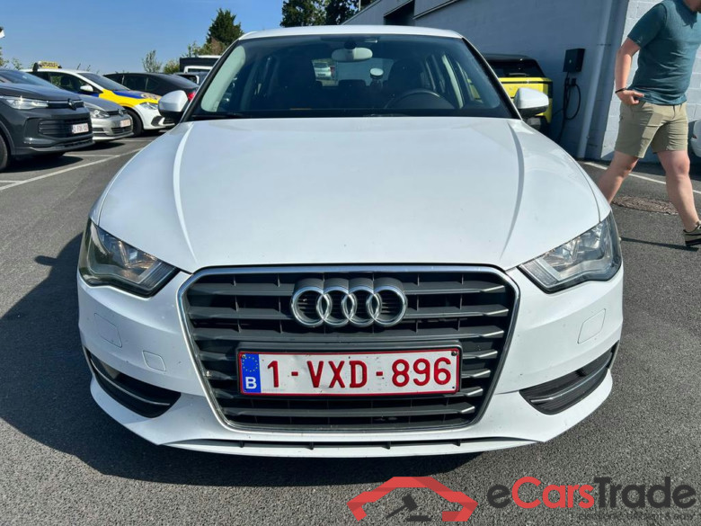 AUDI A3 Sportback Sportback 1.6 TDi Attraction #1