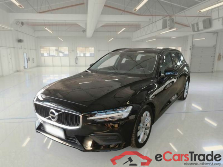 VOLVO V60 / 2019 / 5P / STATION WAGON B4 D AUTOM. MOMENTUM BUSINESS