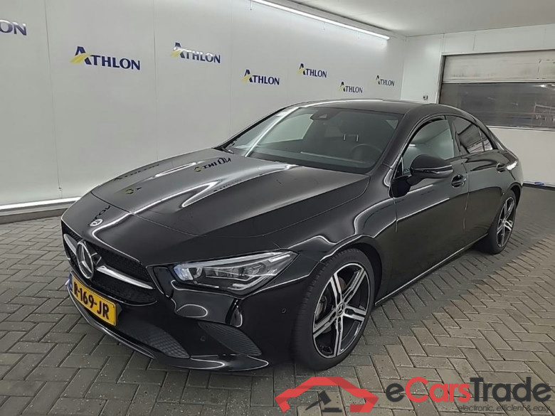 MERCEDES-BENZ CLA CLA 200 DCT Luxury Line 4D 120kW