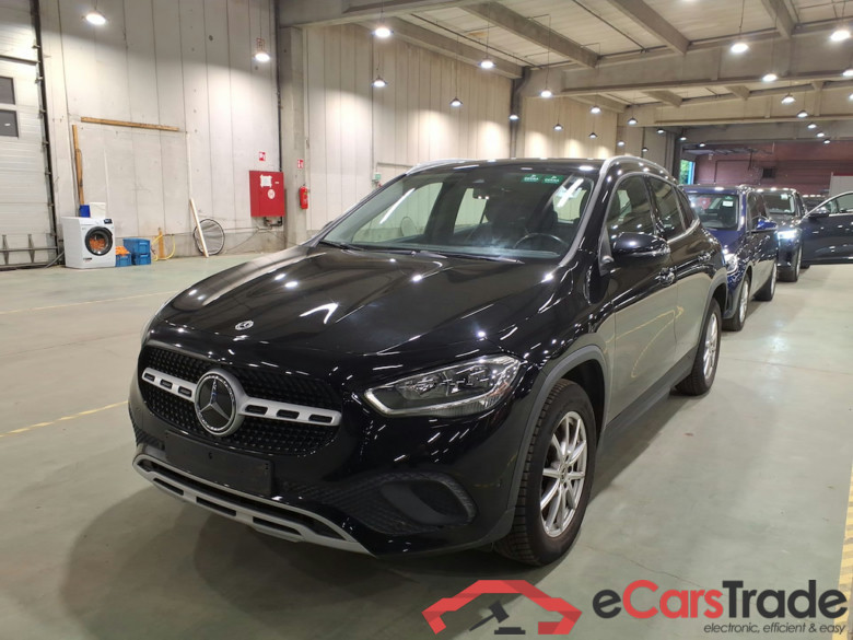 MERCEDES-BENZ CLASS GLA DIESEL (H247) GLA 200 d Business Solution