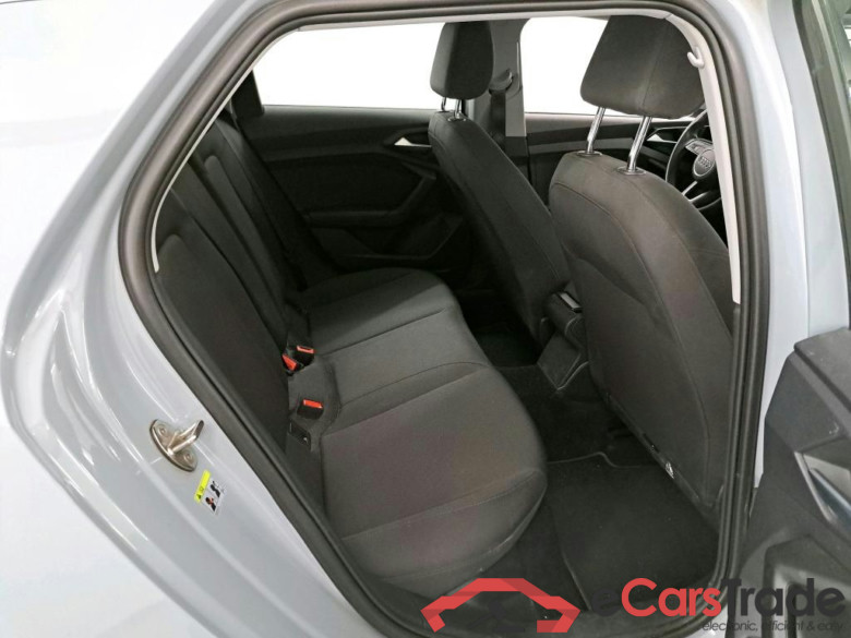 AUDI A1 1.0 25 TFSI ATTRACTION #6