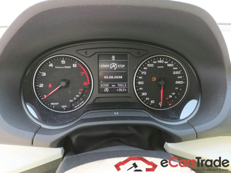 AUDI Q2 / 2016 / 5P / todoterreno Design 30 TFSI 85kW (116CV) (AC) #4