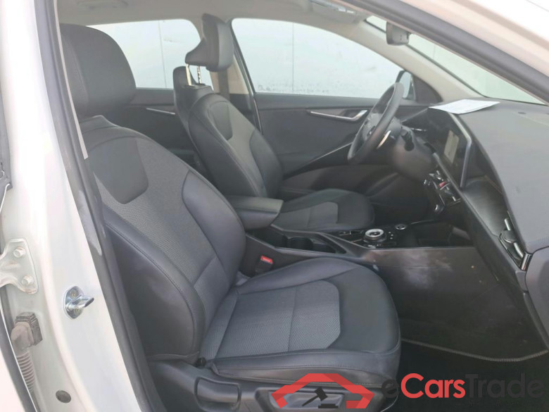 KIA Niro / 2022 / 5P / crossover 1.6 GDi HEV 104kW (141CV) Drive #6