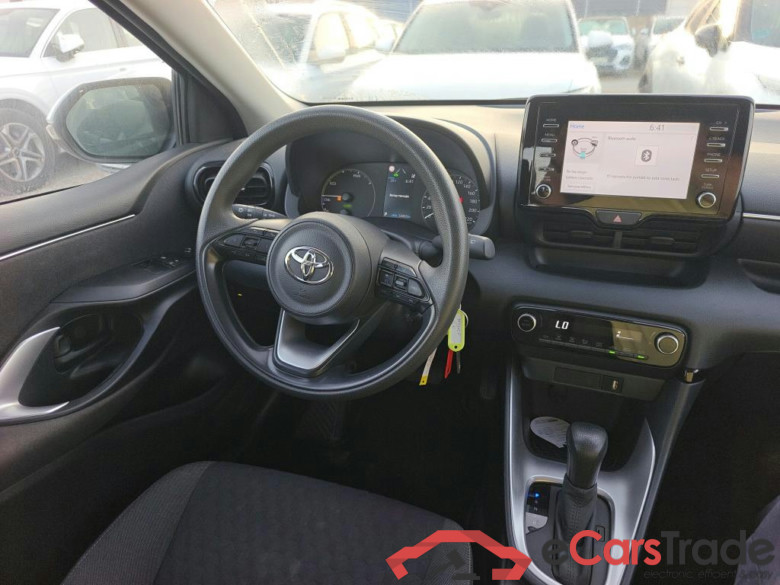 TOYOTA YARIS 1.5 120H Business Plus #3
