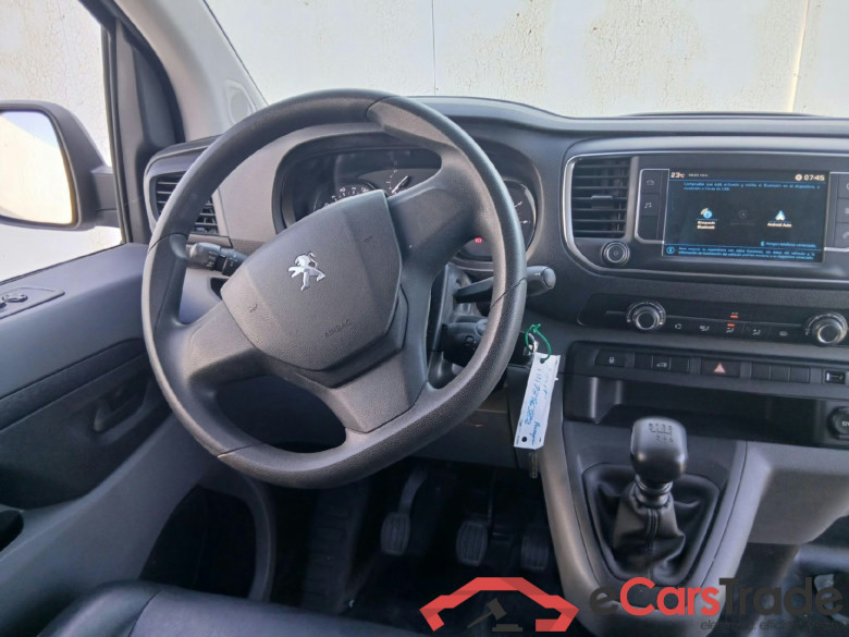 PEUGEOT Expert / 2016 / 4P / furgón Furgón Premium 1.5 BlueHDi 100 Standard (AC) #3
