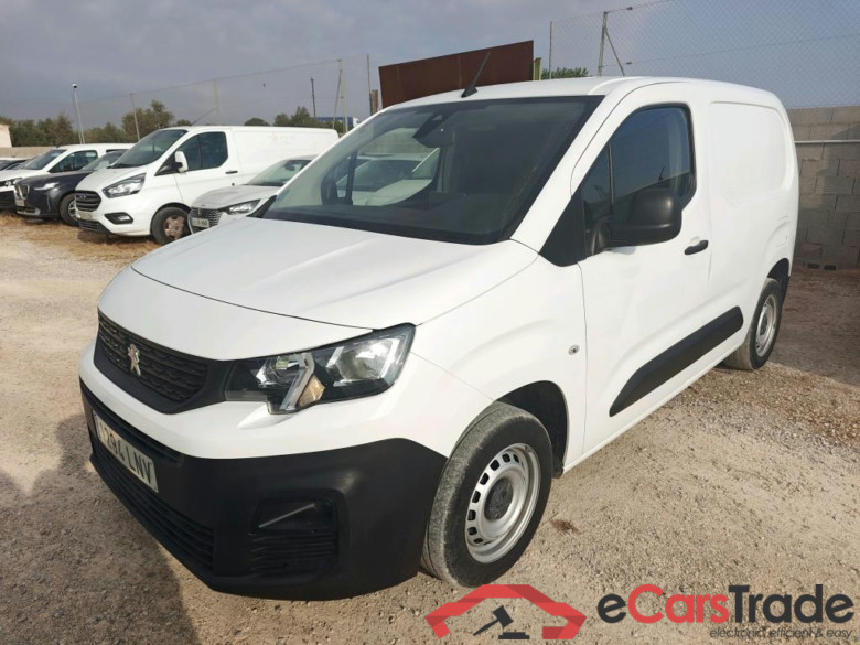 PEUGEOT Partner / 2018 / 4P / furgón derivado de turismo Premium Standard 600kg BlueHDi 73kW