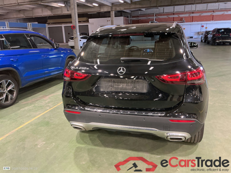 MERCEDES-BENZ GLA 1.3 GLA 250 E DCT BUSINESS SOLUTION #5