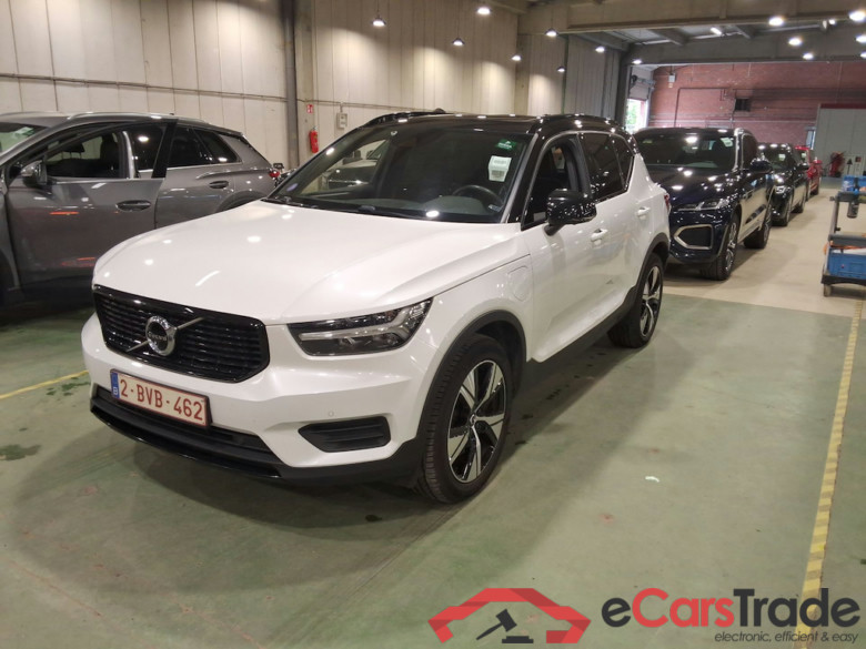 VOLVO XC40 1.5 T5 PHEV R-DESIGN DCT