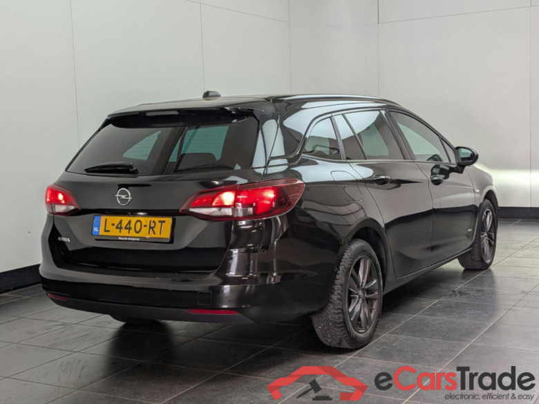 OPEL ASTRA SPORTS TOURER 1.2 Design & Tech #3