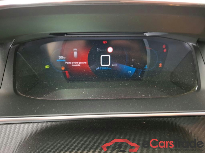 PEUGEOT 208 / 2019 / 5P / Berline Puretech 100 S&S Allure Business #6