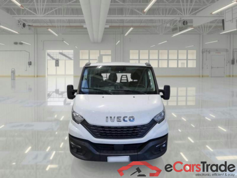 IVECO DAILY / 2019 / 4P / CAB.CABINA DOPPIA 35C16H D 6+1 4100 QUAD-TOR RG #6