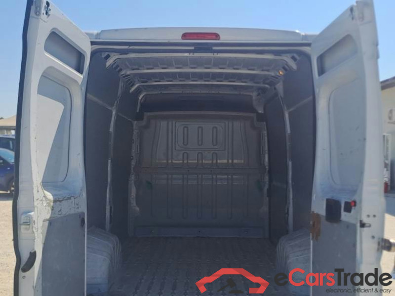 PEUGEOT BOXER / 2014 / 4P / FURGONE 333 L2H2 2.2 BLUEHDI 140CV SeS #5