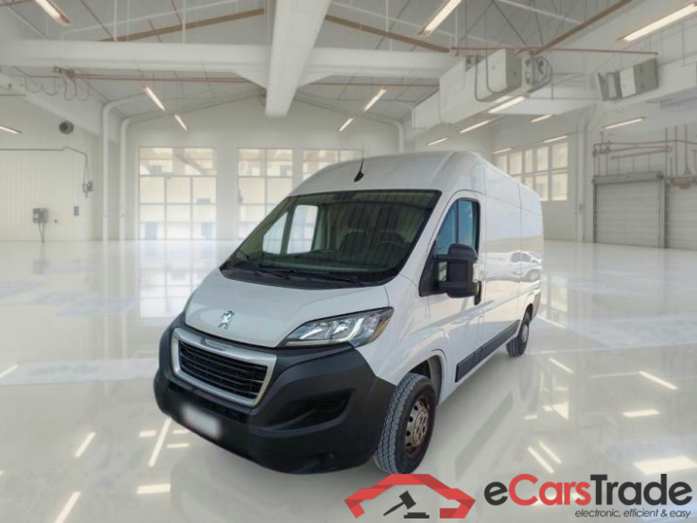 PEUGEOT BOXER / 2014 / 4P / FURGONE 333 L2H2 2.2 BLUEHDI 140CV SeS #1