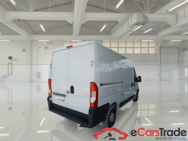 PEUGEOT BOXER / 2014 / 4P / FURGONE 333 L2H2 2.2 BLUEHDI 140CV SeS #2