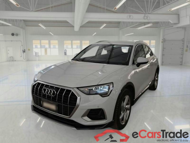 AUDI Q3 / 2018 / 5P / SUV 35 TDI S TRONIC BUSINESS ADVANCED