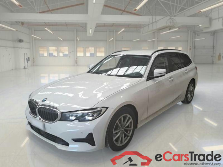 BMW SERIE 3 / 2018 / 5P / STATION WAGON 318D 48V BUSINESS ADVANTAGE TOURING AUTO