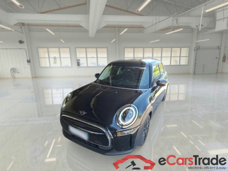 MINI MINI / 2021 / 5P / BERLINA COOPER CLASSIC AUTO #1