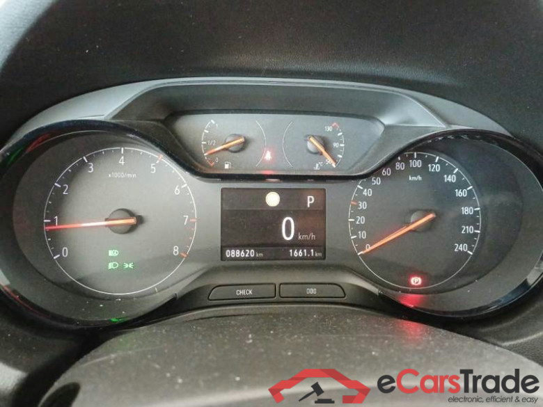 OPEL GRANDLAND X / 2017 / 5P / SUV 1.5 ECOTEC DIESEL 130CV BUSINESS SeS AT8 #4