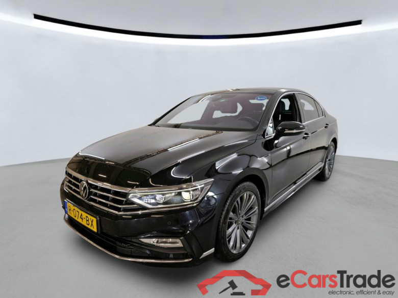 VOLKSWAGEN PASSAT 110 kW