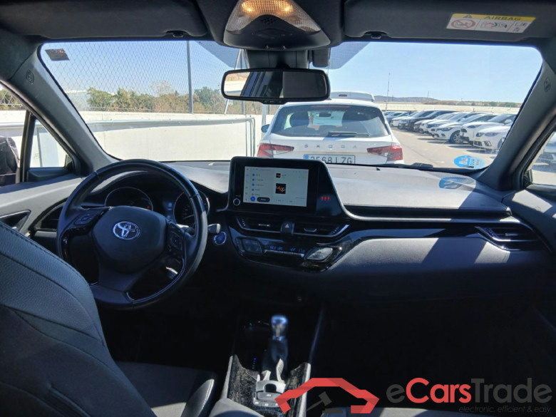TOYOTA C-HR / 2019 / 5P / todoterreno 1.8 125H Advance #3