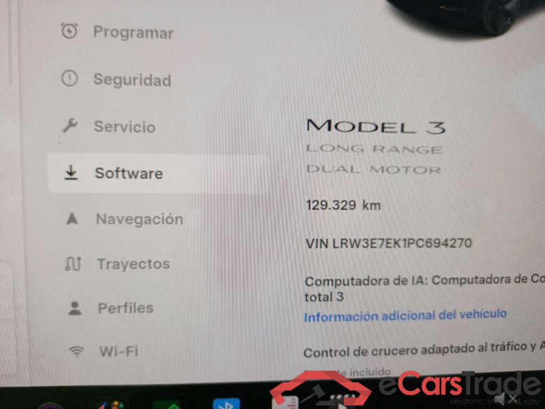 TESLA Model 3 / 2018 / 4P / sedán Gran Autonomía AWD (AC) #5