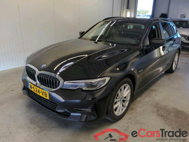 BMW 3-serie Touring 320e Bns Ed.P #1
