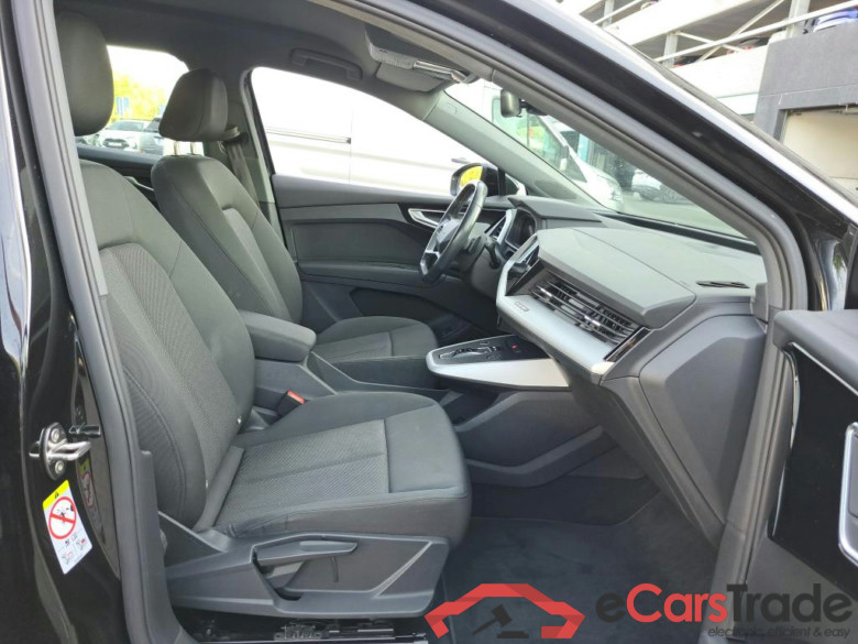 AUDI - AUD Q4 E-TRON 35 Attraction 170PK Pack Business With Heated Seats & Naviagtion & Assistance Tour   * ELECTRIC * #3