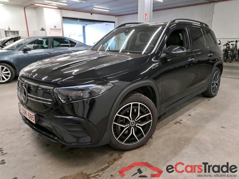 MERCEDES - MER EQB 300 4MATIC AMG Line 228PK Pack Premium & Night & Smartphone Integration & Driver Assistance & Parking 360 Camera Pack & Pano Roof * ELECTRIC *