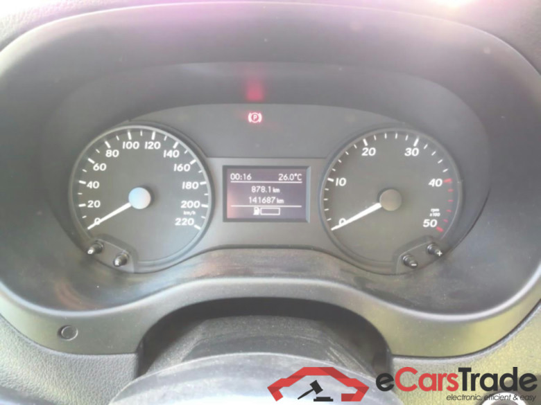MERCEDES-BENZ Vito / 2014 / 4P / furgón 111 CDI Larga #4