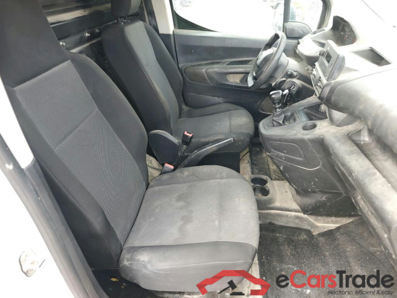PEUGEOT Partner / 2018 / 3P / furgón derivado de turismo Pro Standard 600kg BlueHDi 73kW #6