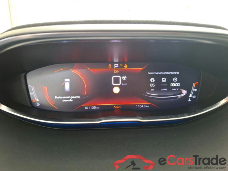 PEUGEOT 5008 / 2020 / 5P / SUV PureTech 180 S&S EAT8 GT Pack #6
