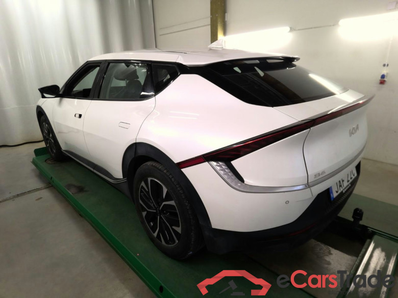 Kia EV6 77,4kWh 325 AWD #4