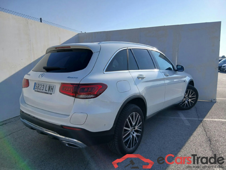 MERCEDES-BENZ Clase GLC / 2019 / 5P / todoterreno GLC 300 de 4MATIC #2