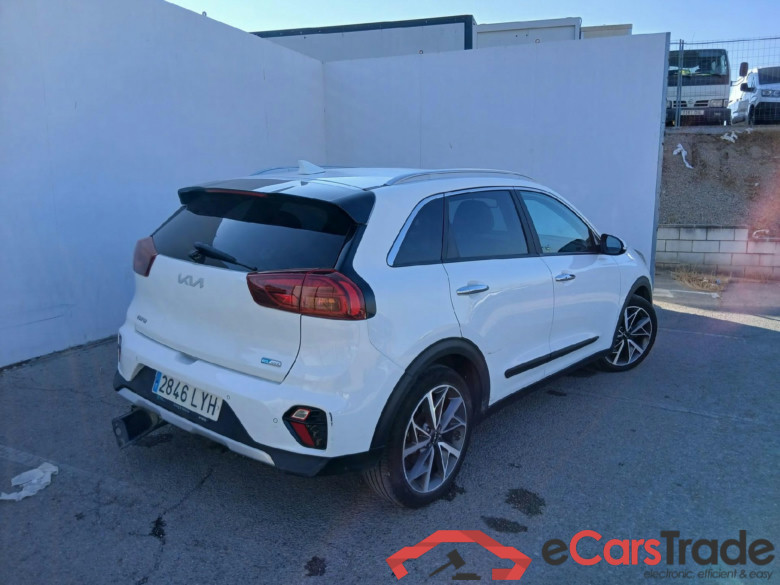 KIA Niro / 2019 / 5P / crossover 1.6 GDi HEV 104kW (141CV) Emotion (AC) #2