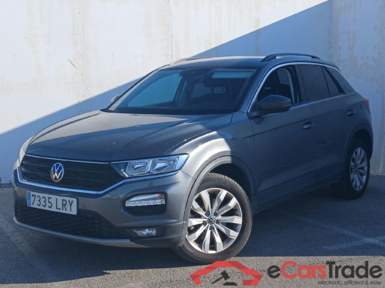 VOLKSWAGEN T-Roc / 2017 / 5P / todoterreno Advance 2.0 TDI 110kW (150CV) DSG (AC2) #1